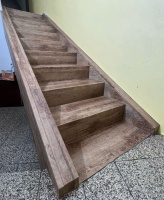  Schody z vinylu Bukoma Dub Prirodni